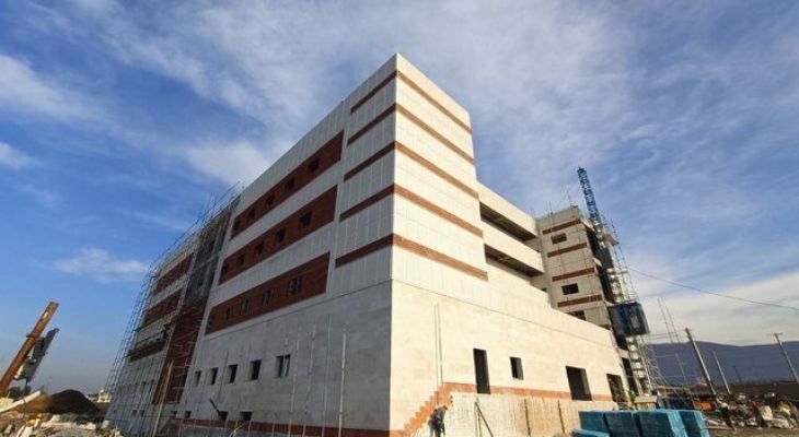 پیشرفت ۷۱ درصدی بیمارستان کمالشهر