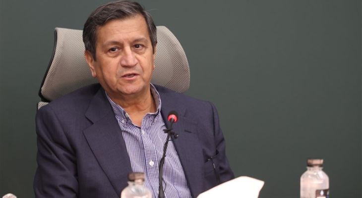 همتی: دستمان در پرداخت یارانه تنگ شده