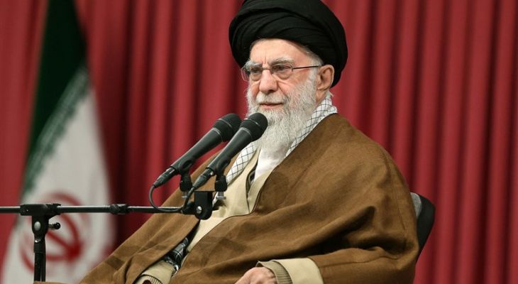 اینکه دشمنان تصور کنند مقاومت تمام شده سخت در اشتباه هستند