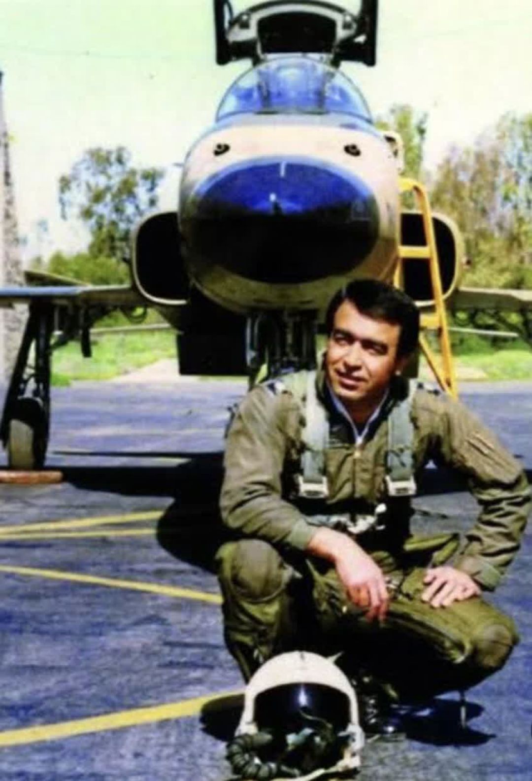 خلبانی که روایت جنگ را از دل‌آسمان نوشت
