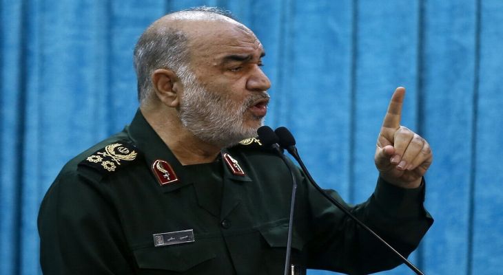 امام خمینی (ره) بزرگترین امپراطوری تاریخ بشر را شکست داد