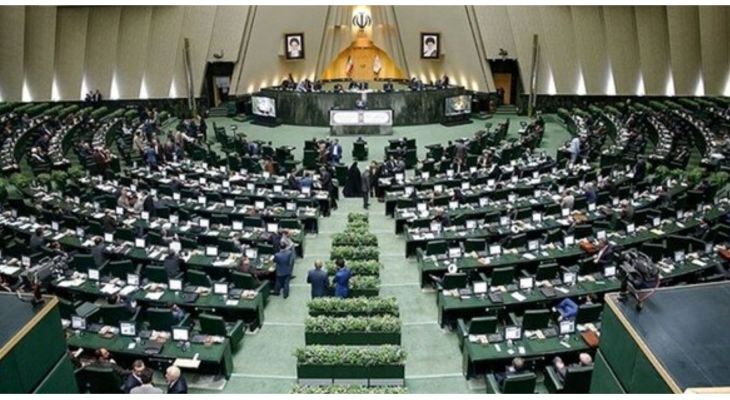 استیضاح وزیر اقتصاد به صلاح کشور نیست
