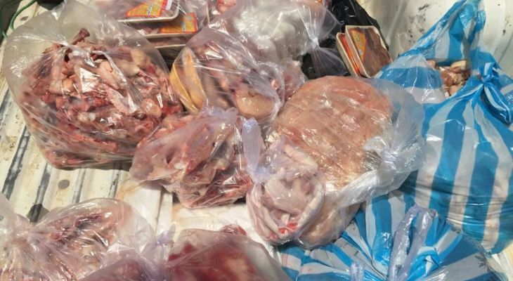 مهروموم کارگاه غیرمجاز گوشت چرخ‌کرده در البرز
