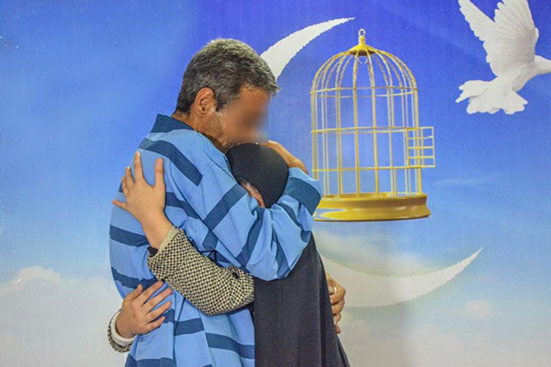 آزادی ۹ زندانی به مناسبت روز ارتباطات