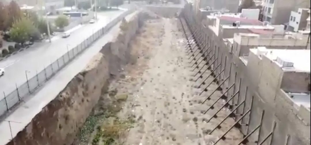 رفع خطر گود حصارک را انجام دهید