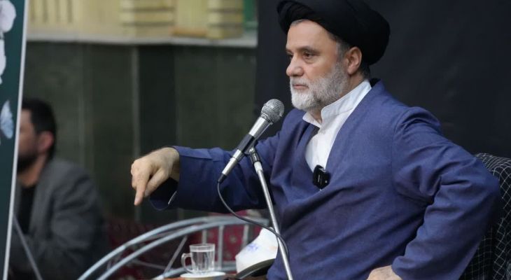 امام خمینی(ره) اسلام را به متن جامعه بازگرداند