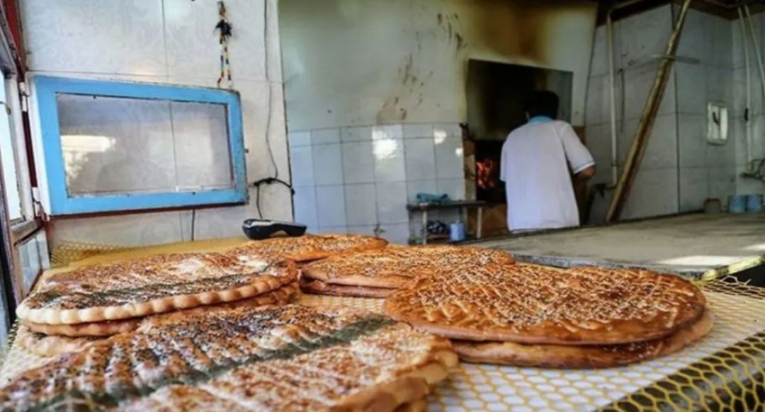 ذخایر مکفی کالاهای اساسی در انبارهای استان