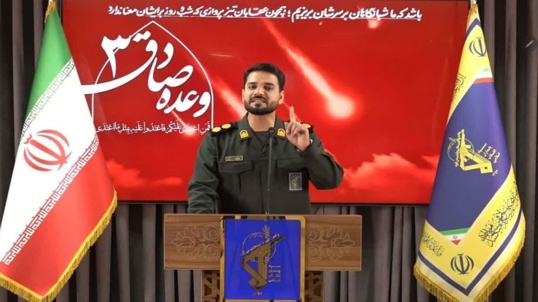 برای نخستین‌بار از موشک بالستیک خیبرشکن استفاده شد