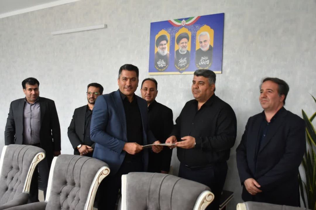 زارعکار رئیس اداره راه و شهرسازی ساوجبلاغ شد