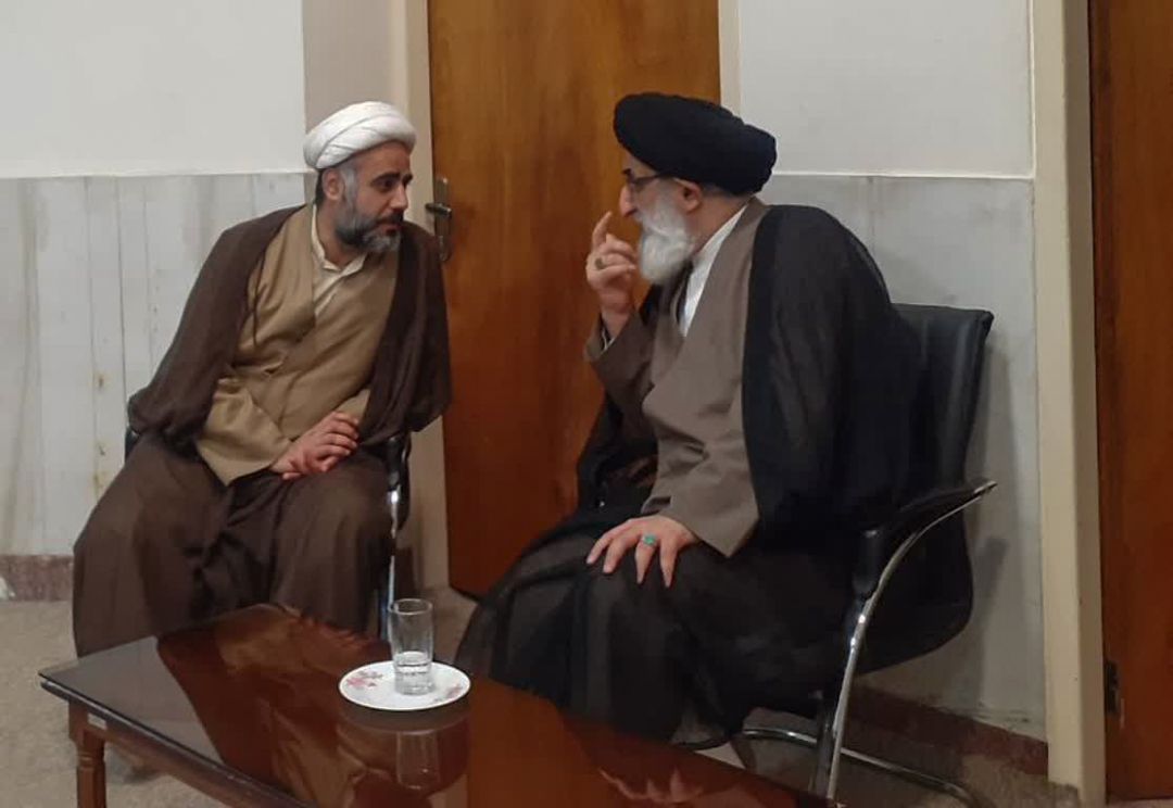 اقامه نماز ظهر عاشورا در سراسر استان البرز