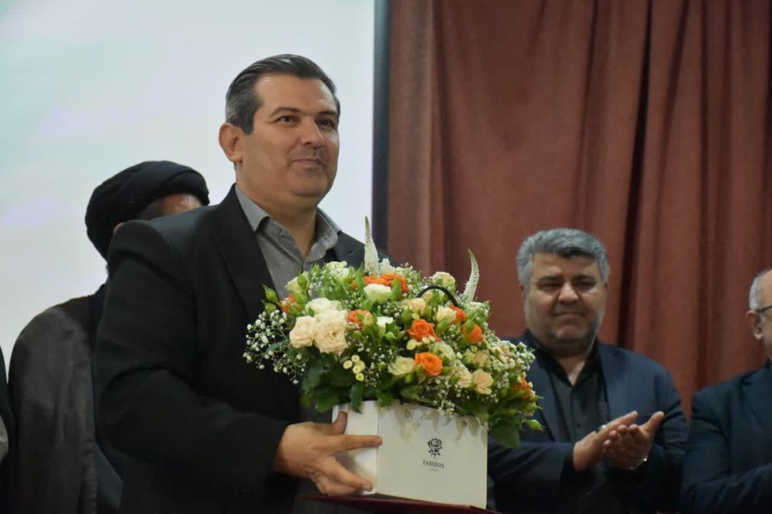 سرپرست جدید آموزش و پرورش ساوجبلاغ منصوب شد