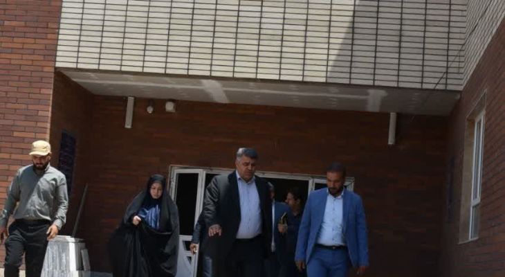 فرماندار ساوجبلاغ از مدرسه خیّرساز قاسم‌آباد بازدید کرد