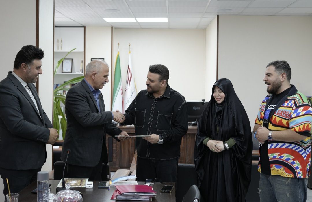پیراهن بهرنگ علوی در جوکر و آزادی زندانیان