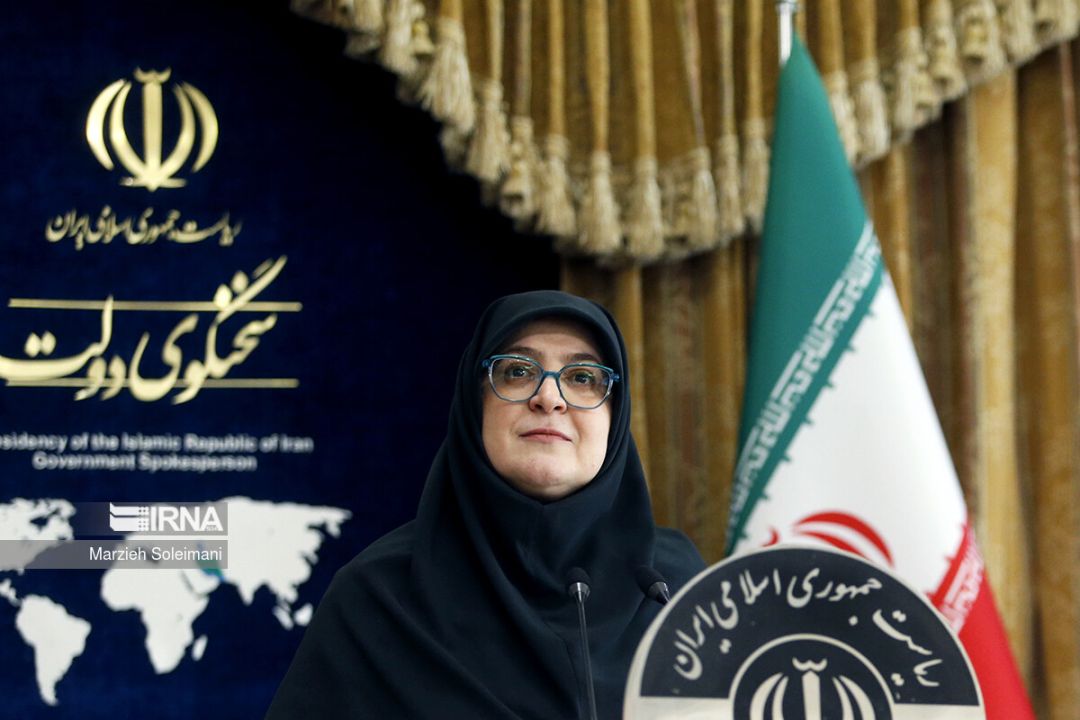 نمی توانیم بنزین نیازمندان را به آفرودسواران بدهیم