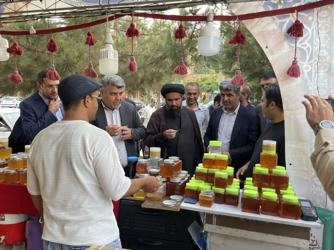 هم‌نفس با رنگ‌ها و آوازهای اصالت ایرانی