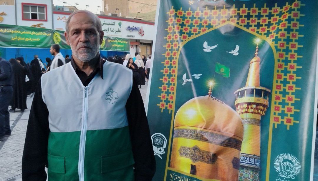 ۳۰۰ پرس غذا در تاسوعای حسینی توزیع شد