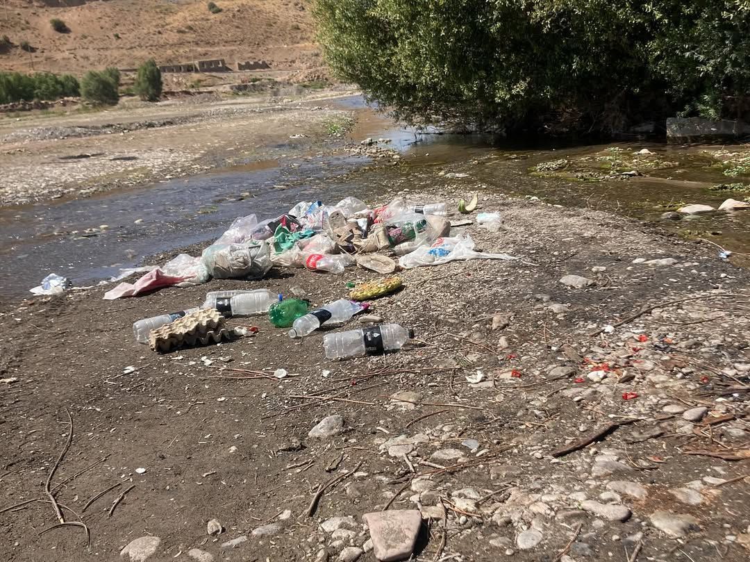 بحران انباشت زباله در حریم رودخانههای طالقان