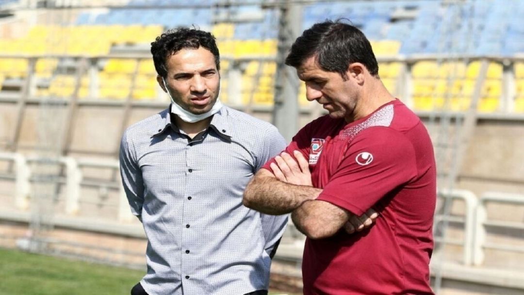 بهترین سرمربی دنیا را برای پرسپولیس بیاورند