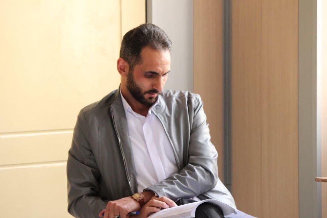 زبان هنر موثر تر از رفتار چکشی است
