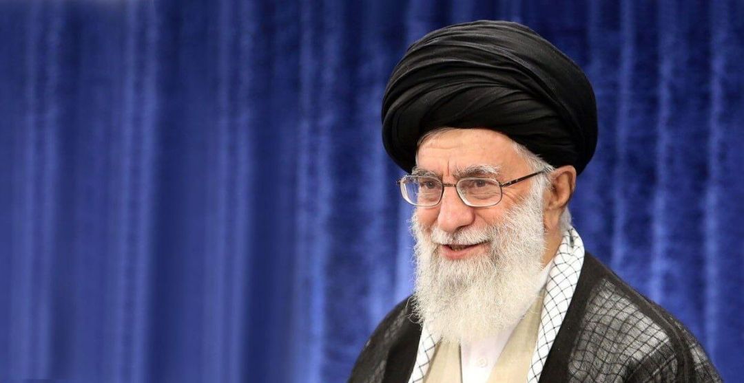 موافقت رهبر انقلاب با عفو جمعی از محکومان