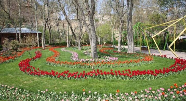 آغاز به کار یازدهمین جشنواره لاله های کرج