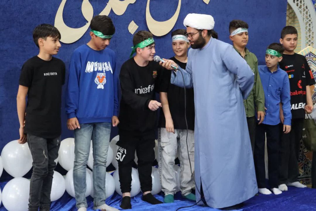 جشن بندگی با حضور ۷۰۰ دانش‌آموز ماهدشتی
