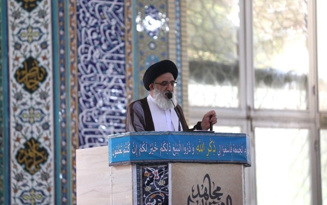 با حفظ حریم دفاعی؛ مانع نفوذ دشمن شویم