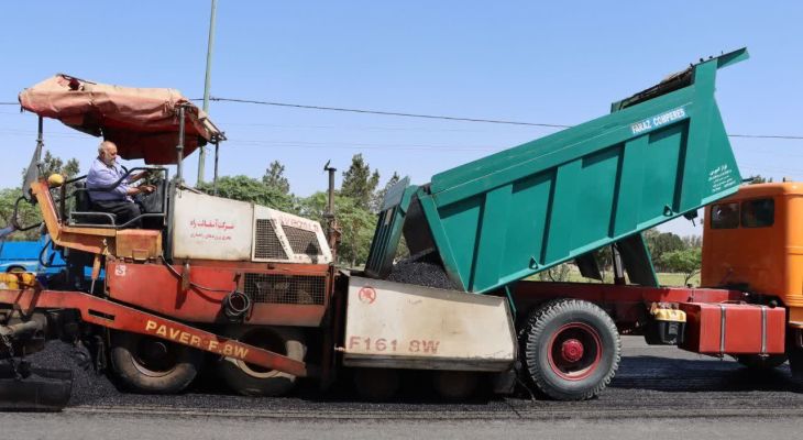 عملیات آسفالت مکانیزه مسیر ماهدشت‌ـ‌محمدشهر آغاز شد