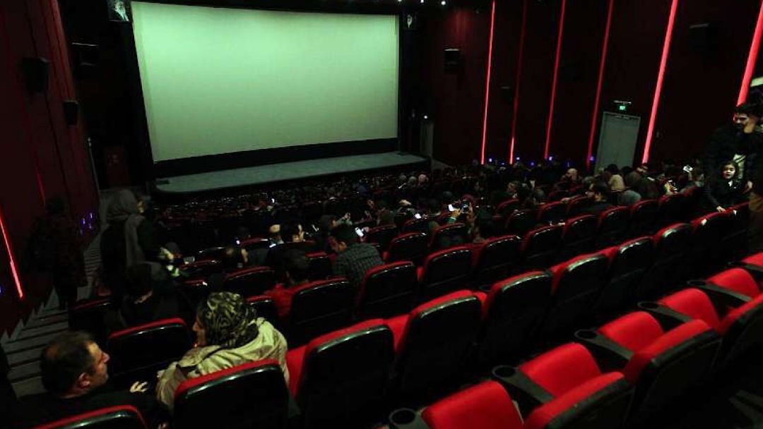 بلیت سینماهای کشور روز جمعه نیمبهاست
