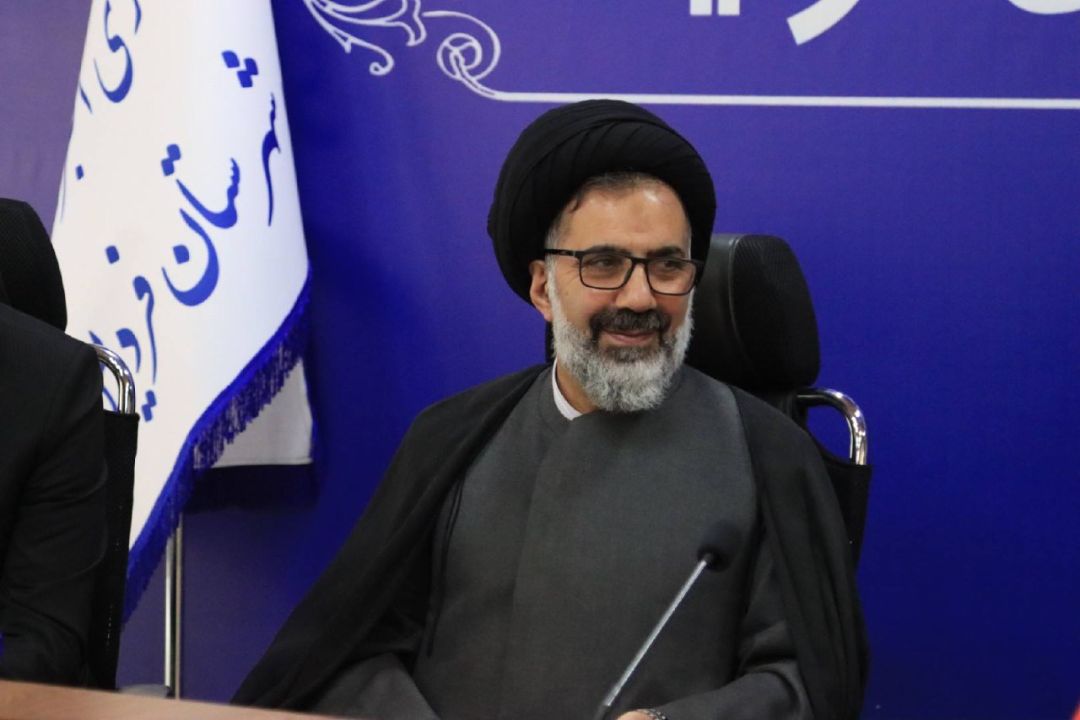 مدارس پایگاه ترویج فرهنگ و ارزش‌های اجتماعی باشند